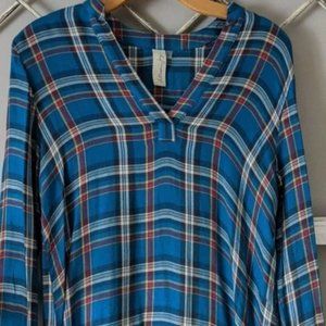 Evereve Allison Joy tunic length flannel top XS